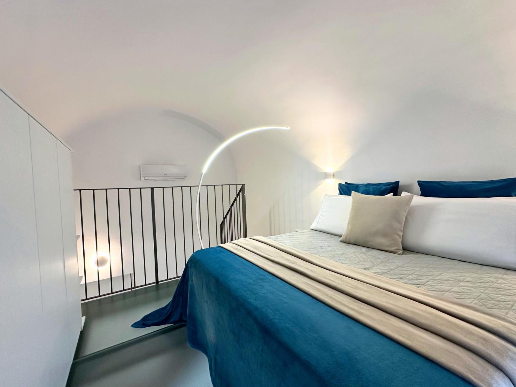 Piazza Vittorio Two-Level Modern Apartment 토리노 외부 사진